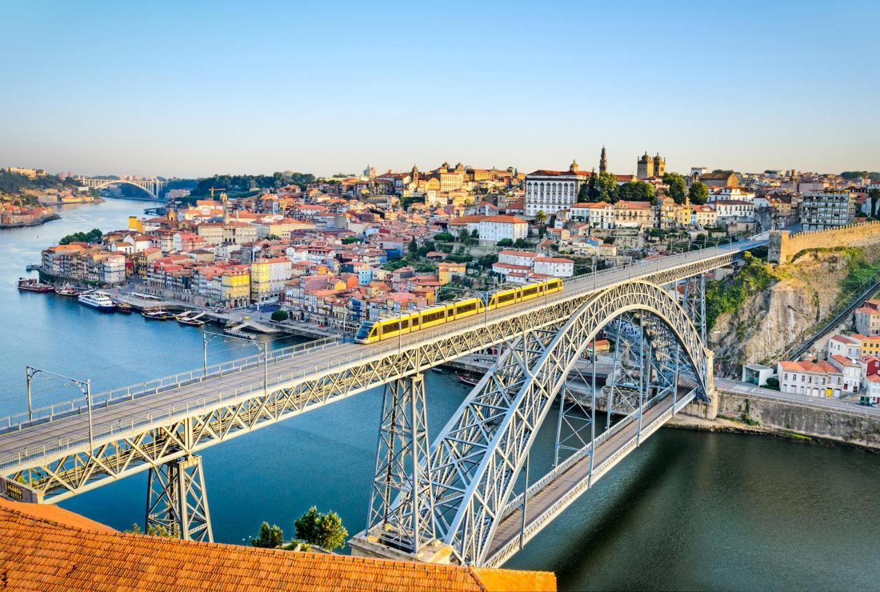 Porto Wine Loft Duplex With Swimming Pool Apartment Vila Nova de Gaia Bagian luar foto